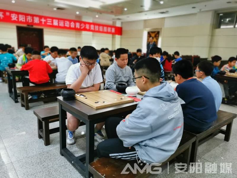 市第十三届运动会青少年竞技组围棋赛举行